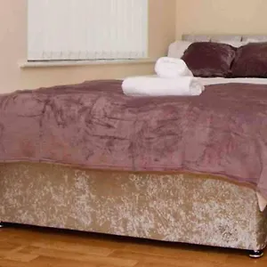 Superb Balconied 2bedroom Flat In Heart Of Centre Leeds (West Yorkshire)